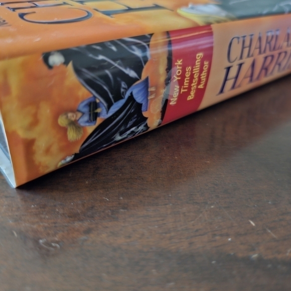 Charlaine Harris Dead And Gone (Sookie Stackhouse/True Blood, Book 9) Hardcover - Picture 10 of 11